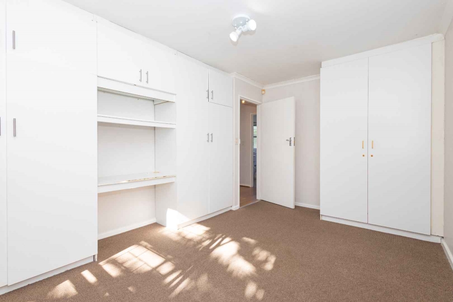 To Let 3 Bedroom Property for Rent in Kenridge Western Cape